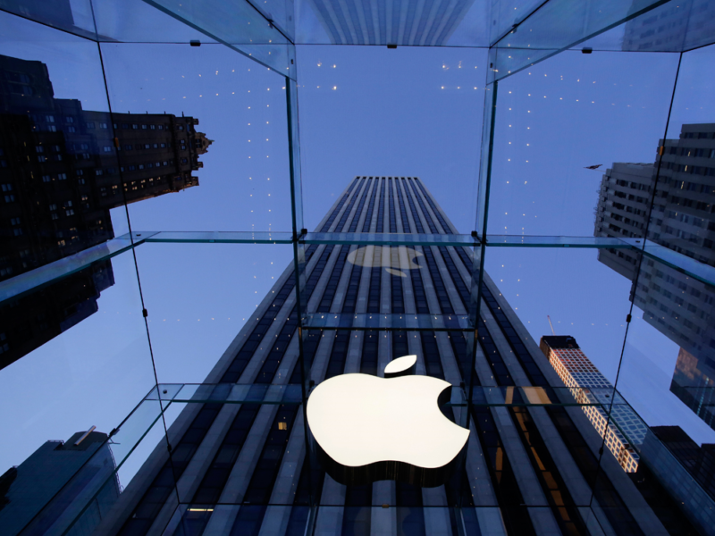 Apple, Hits Back at Hack Claims